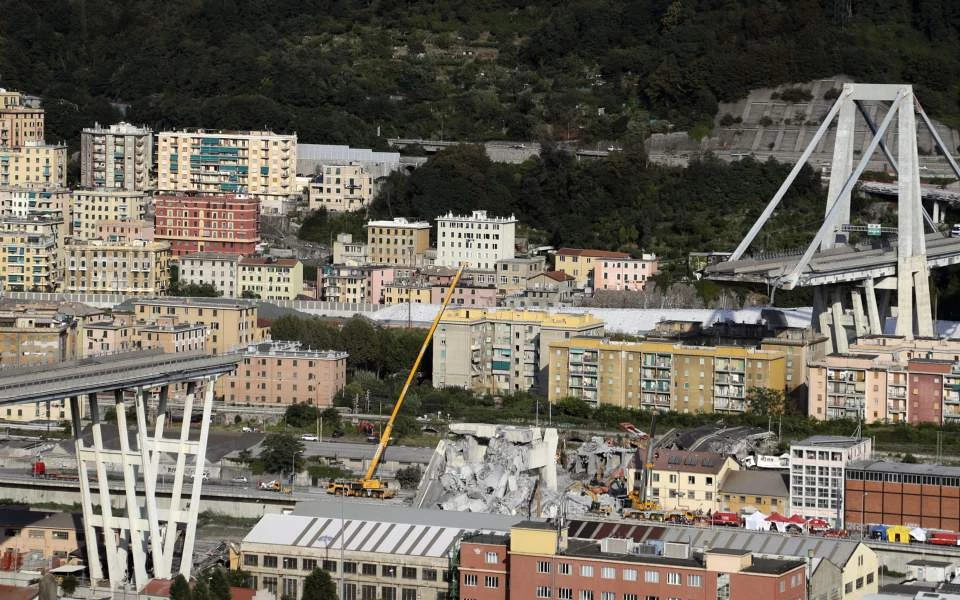 Ιταλία: 40 οι επιβεβαιωμένοι νεκροί από την κατάρρευση της γέφυρας